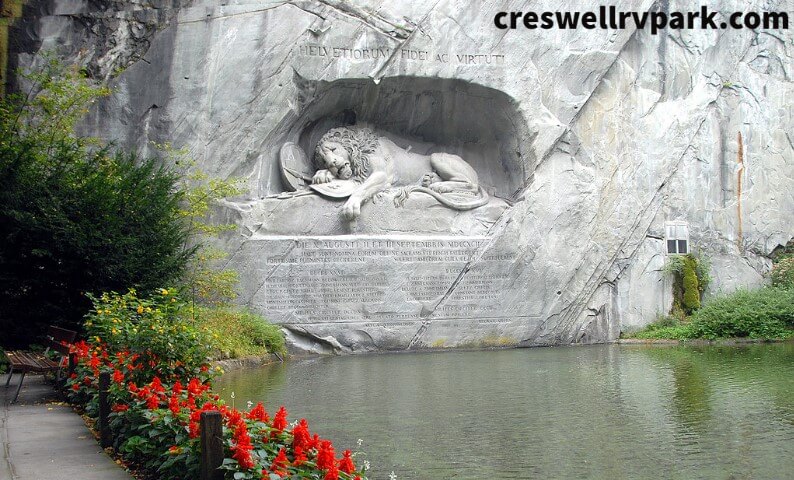 Lion Monument 