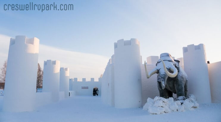 ปราสาทหิมะ (Snow Castle)
